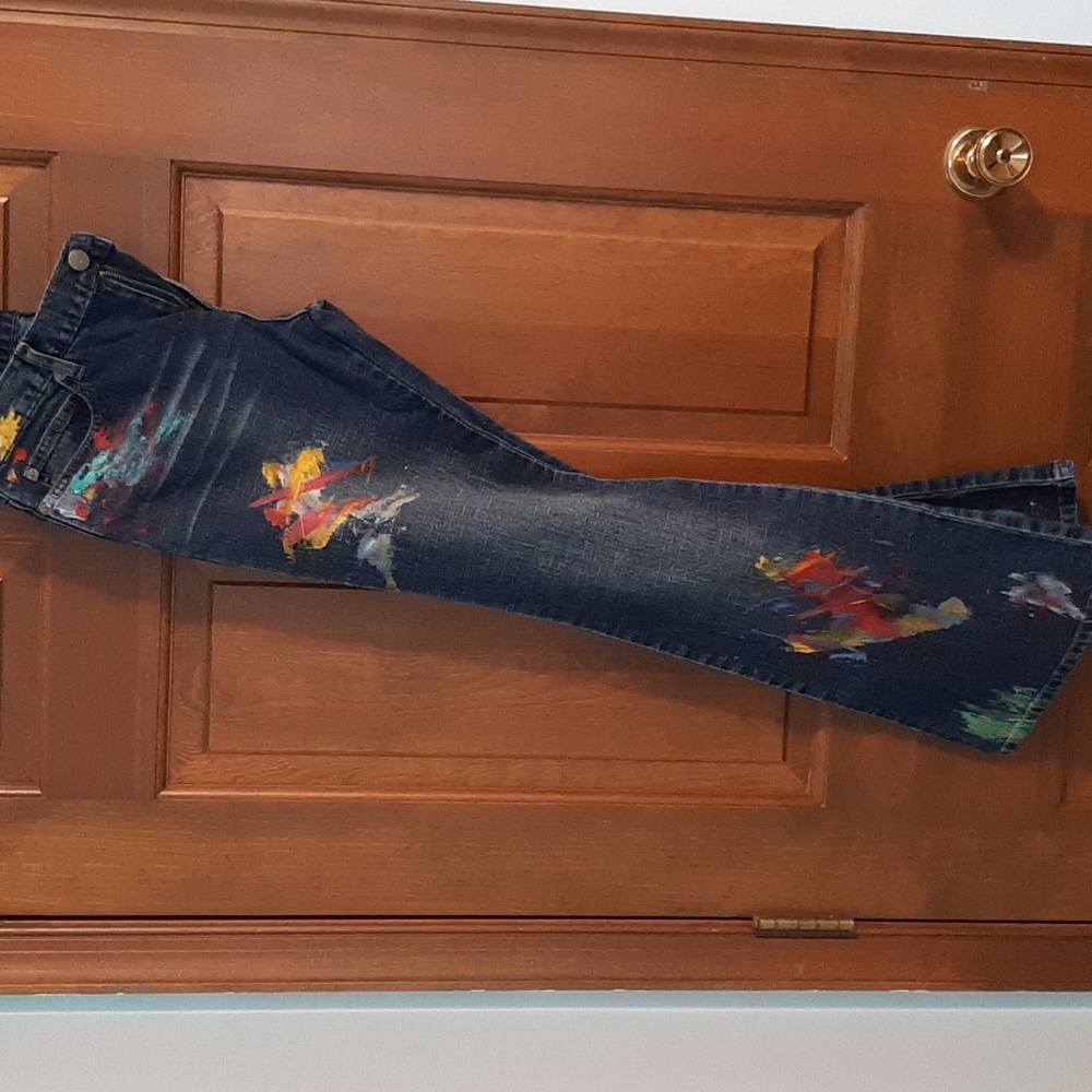 Jeans - Painted by me - Picture 3 of 7